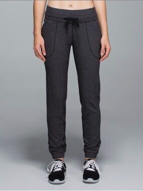 Lululemon Base Runner Pant